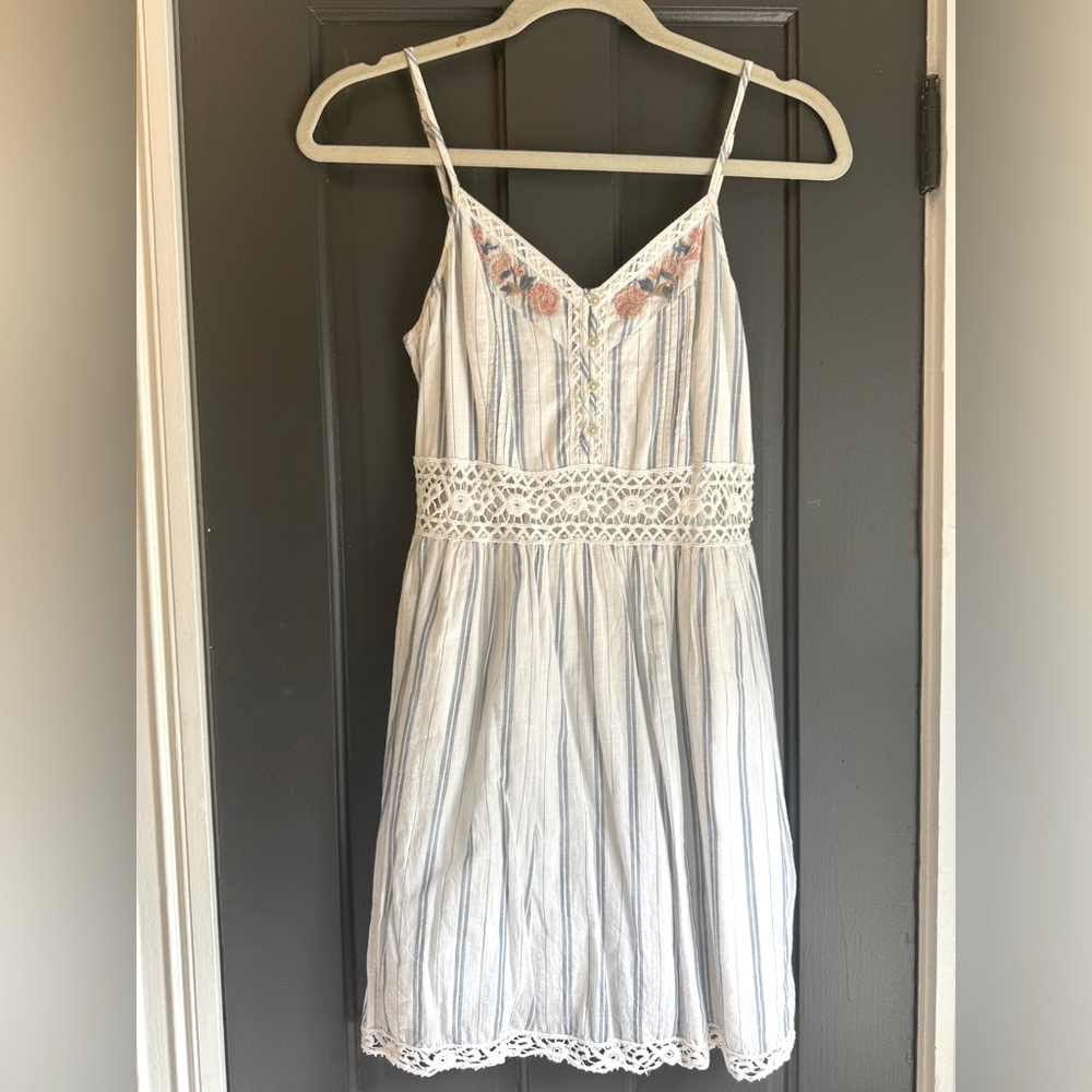 Abercrombie & Fitch Beachy White and Blue Cotton Dress with Pockets | Sz Small